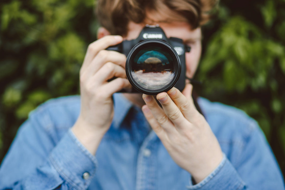 Best Days to Take Outfit Pics: Capture Your Best Looks