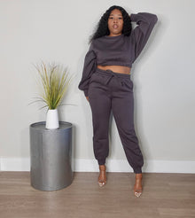  Cropped Sweater Jogger Set